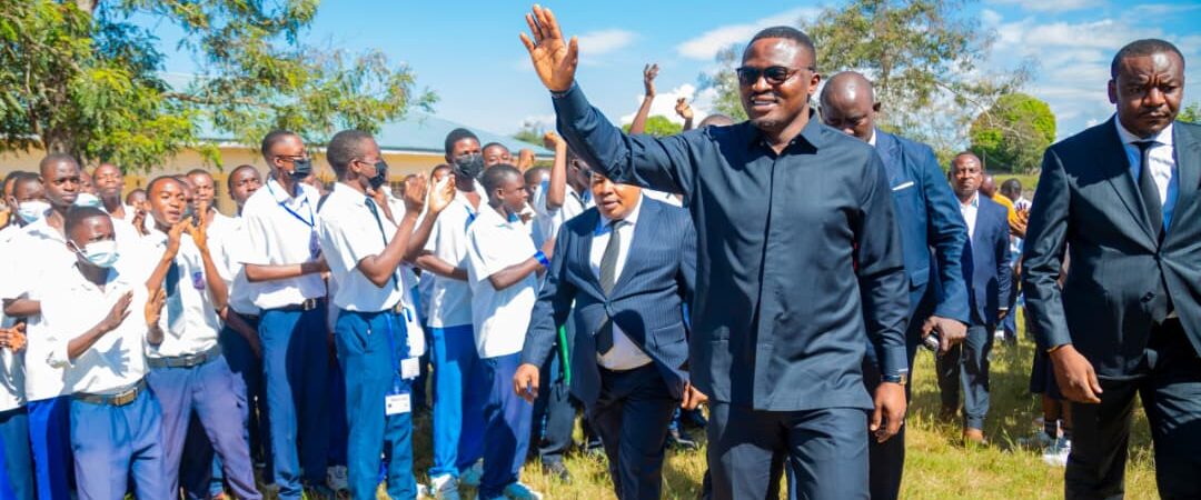 Tanganyika : à Kalemie, l’UDPS / Tshisekedi apporte un soutien ferme au gouverneur Christian Kitungwa